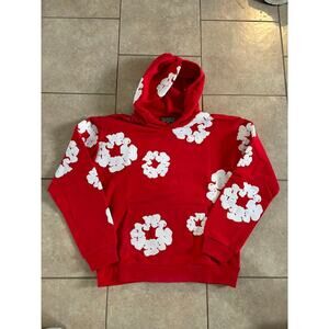 NEW Denim Tears The Cotton Wreath Sweatshirt Red Wreath Size Medium AUTHENTIC
